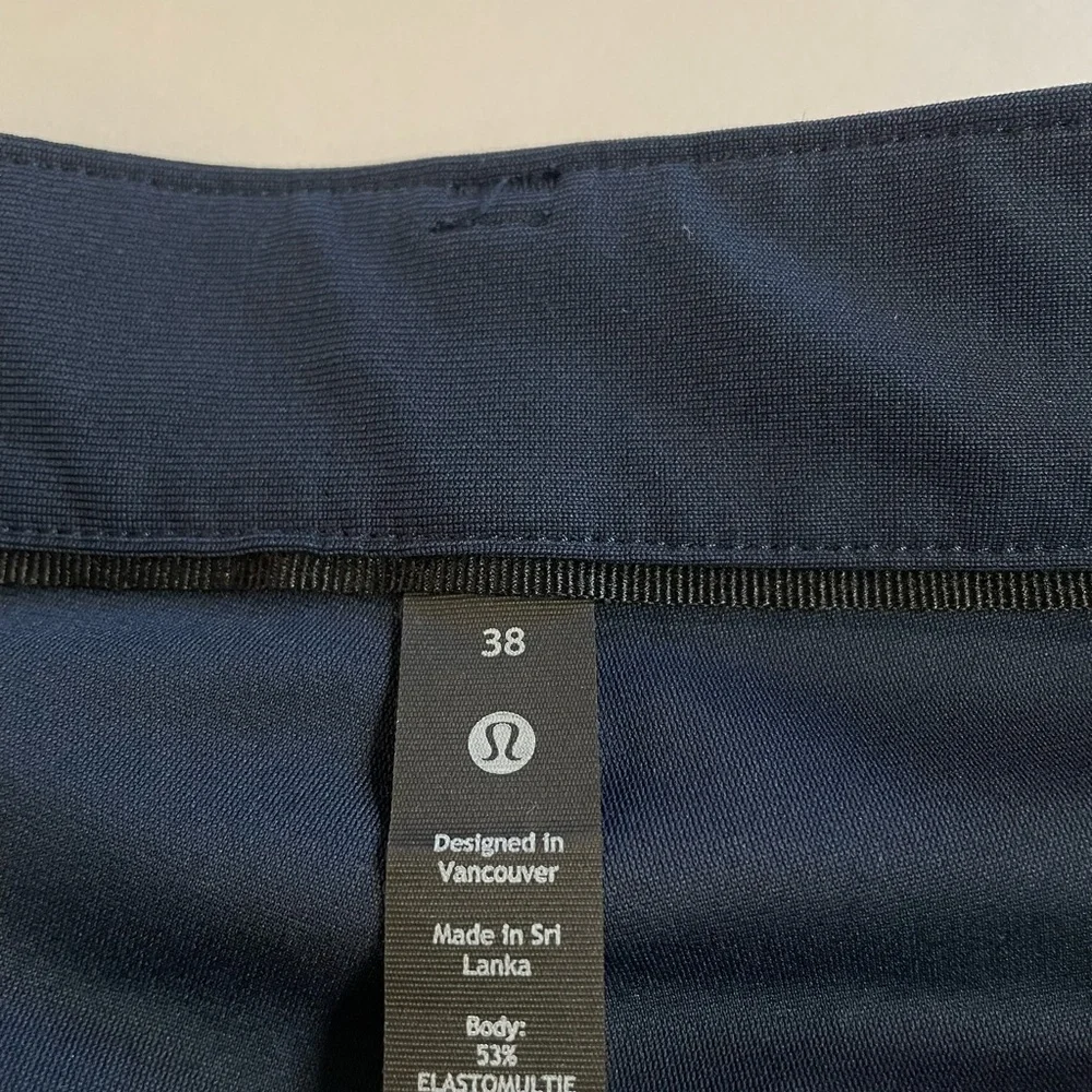 Lululemon Men's ABC Pant Classic Size 38 - Picture 7 of 7